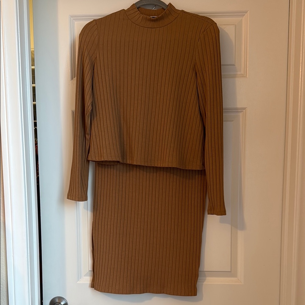 Ribbed Two-Piece Set in Camel Brown